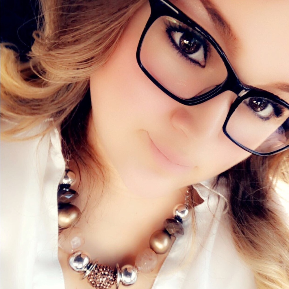 Meet your Posher, Daisy